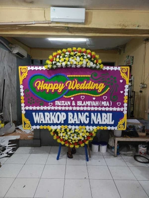 Papan Bunga di Dungus Cariang Andir